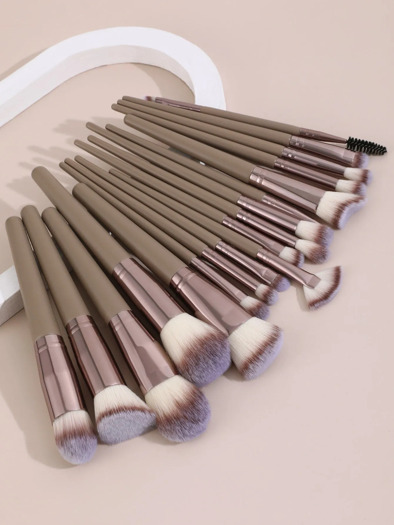 18pcs Soft Makeup Brush Set