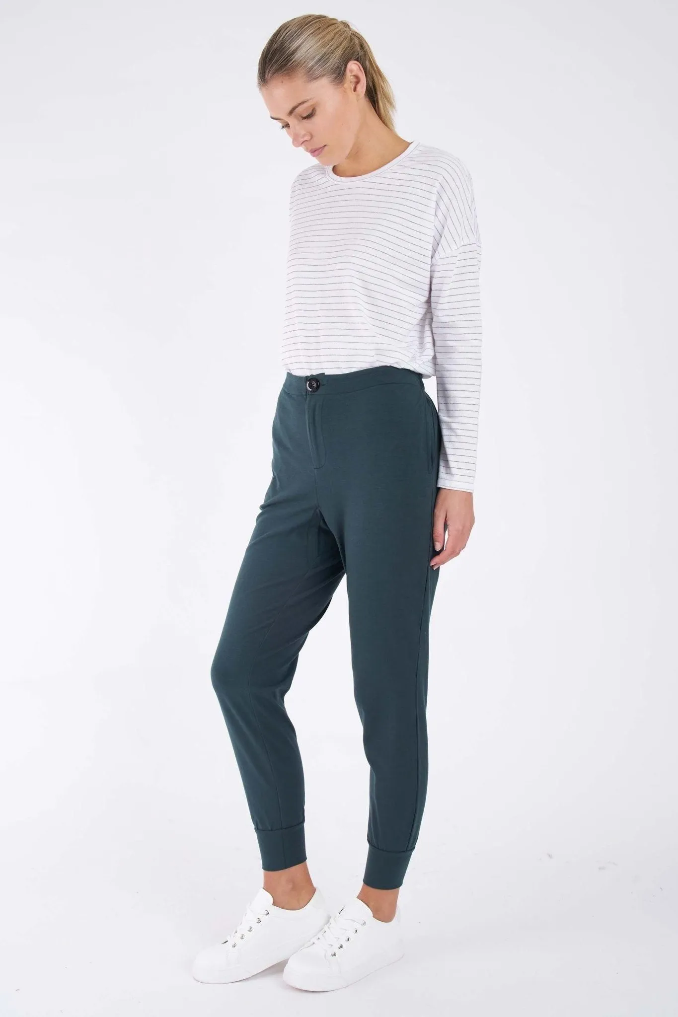 Betty Basics Mona Pant in Thyme