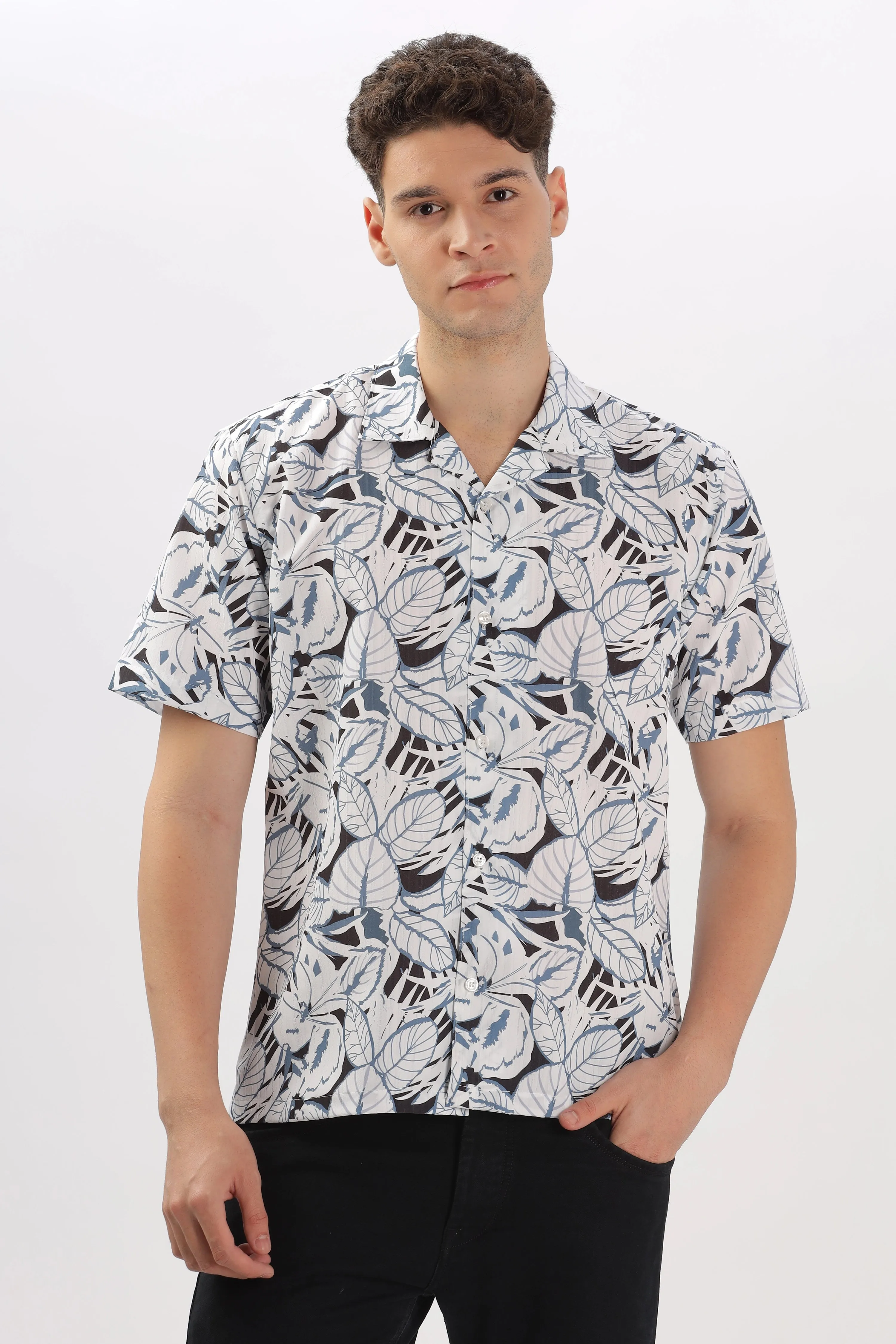 Black and blue leaf printed popcorn shirt