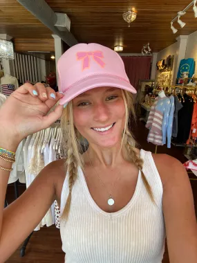 BOW PUFF PINK TRUCKER HAT