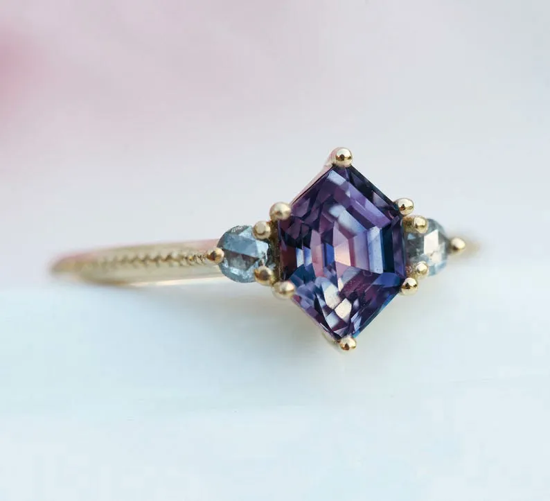 Dua Alexandrite Ring