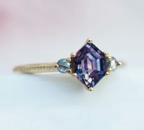 Dua Alexandrite Ring