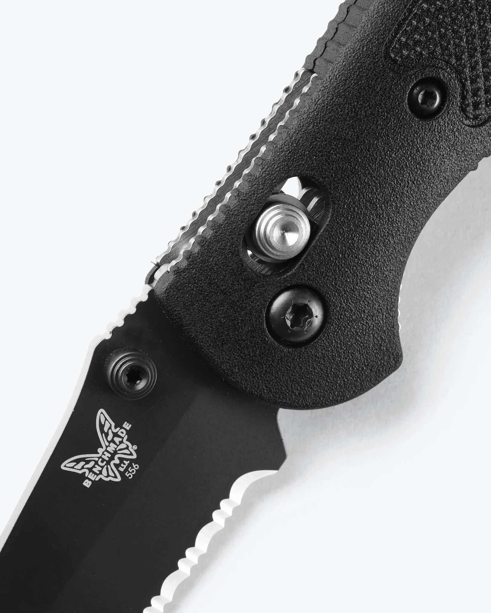 Mini Griptilian® | Black Grivory® | Drop-point