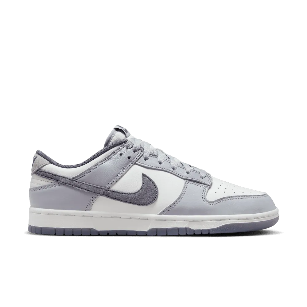 Nike Dunk Low SE Light Carbon