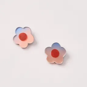 Ombre Daisy Stud - Peach Blue