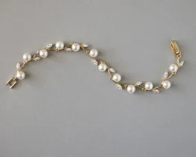 Pearl and CZ Leaves Bracelet